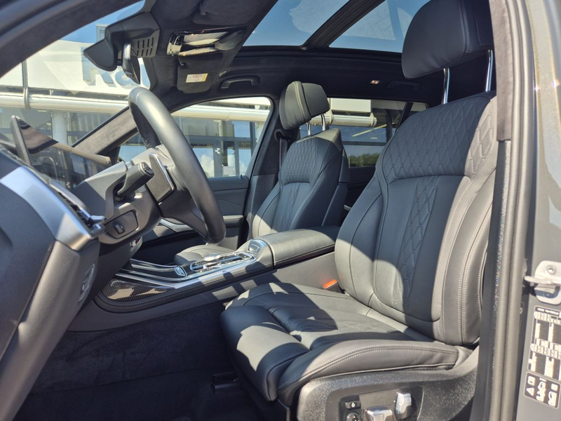 BMW X7 xDrive40d — photo 10