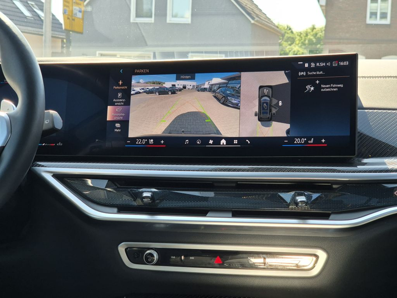 BMW X7 xDrive40d — photo 14