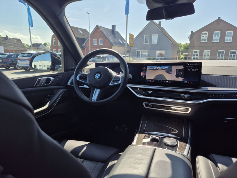 BMW X7 xDrive40d — photo 12