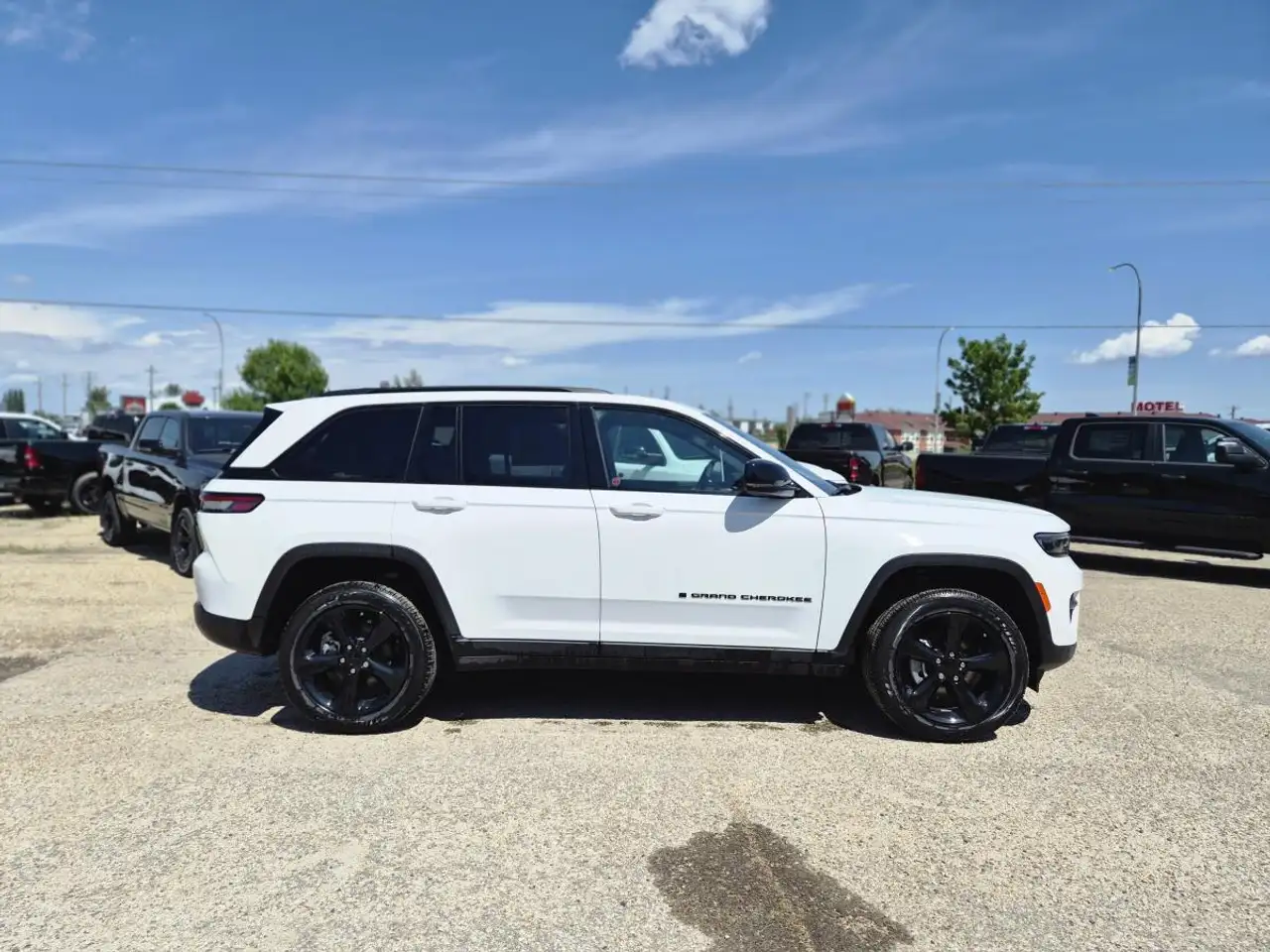 Jeep Grand Cherokee снимка Jeep Grand Cherokee