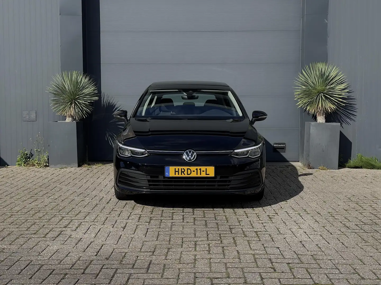 Volkswagen Golf 1.5 eTSI Panoramadak Automaat Noir - 2