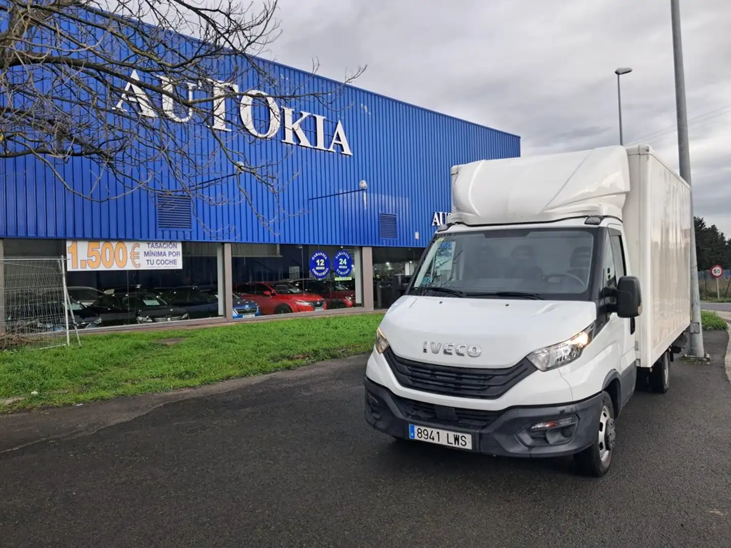 Iveco Daily 35C 16H 3450 Blanc - 1