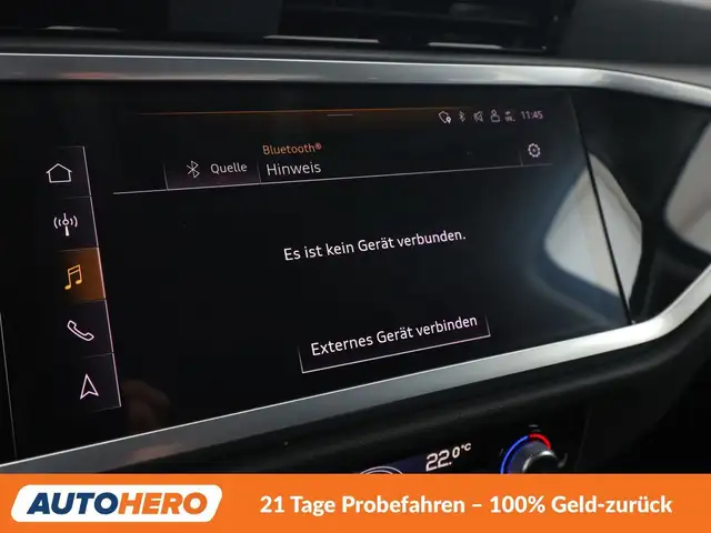 Audi Q3 view 25