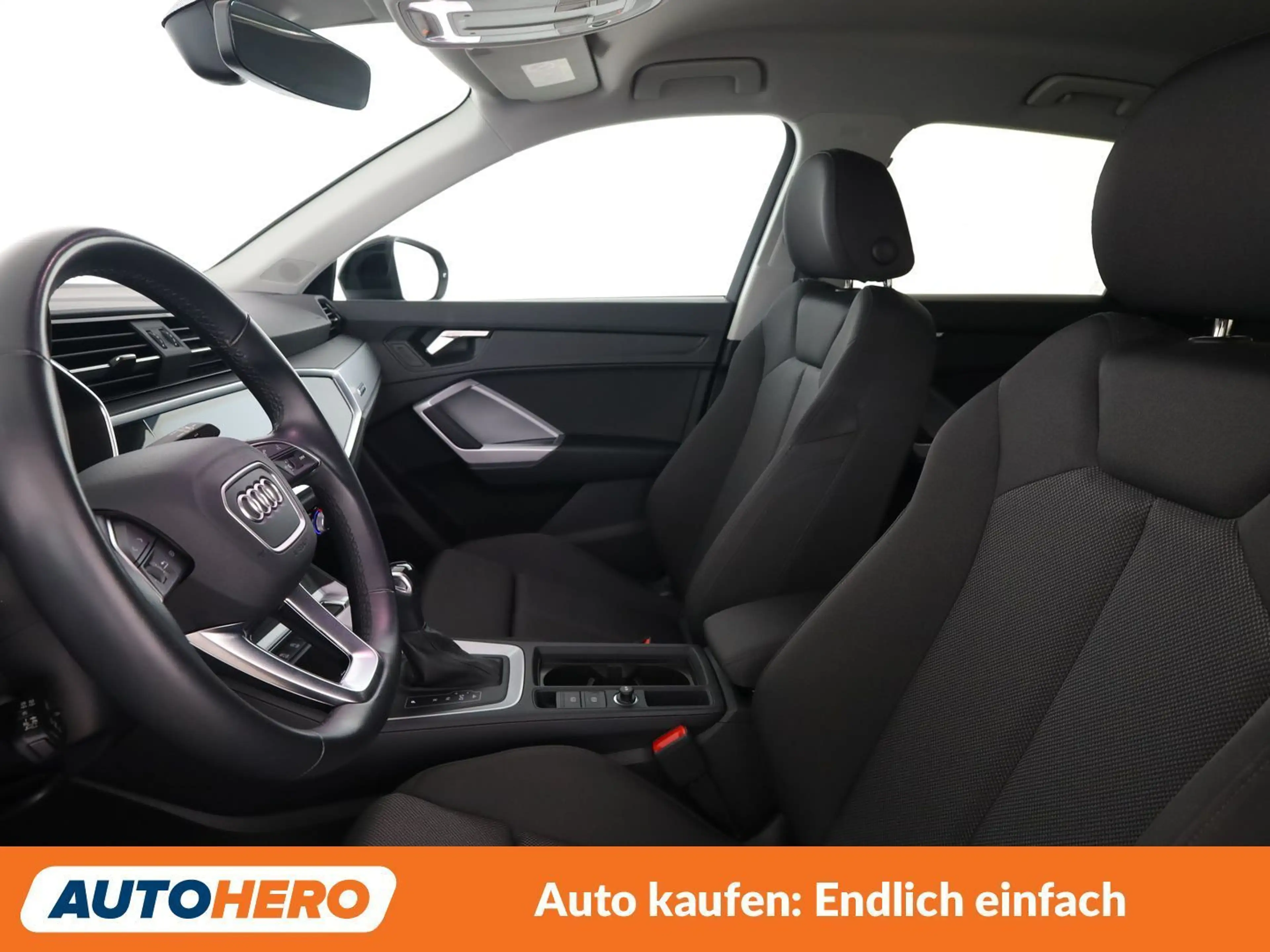 Audi Q3 35 TDI quattro — photo 10