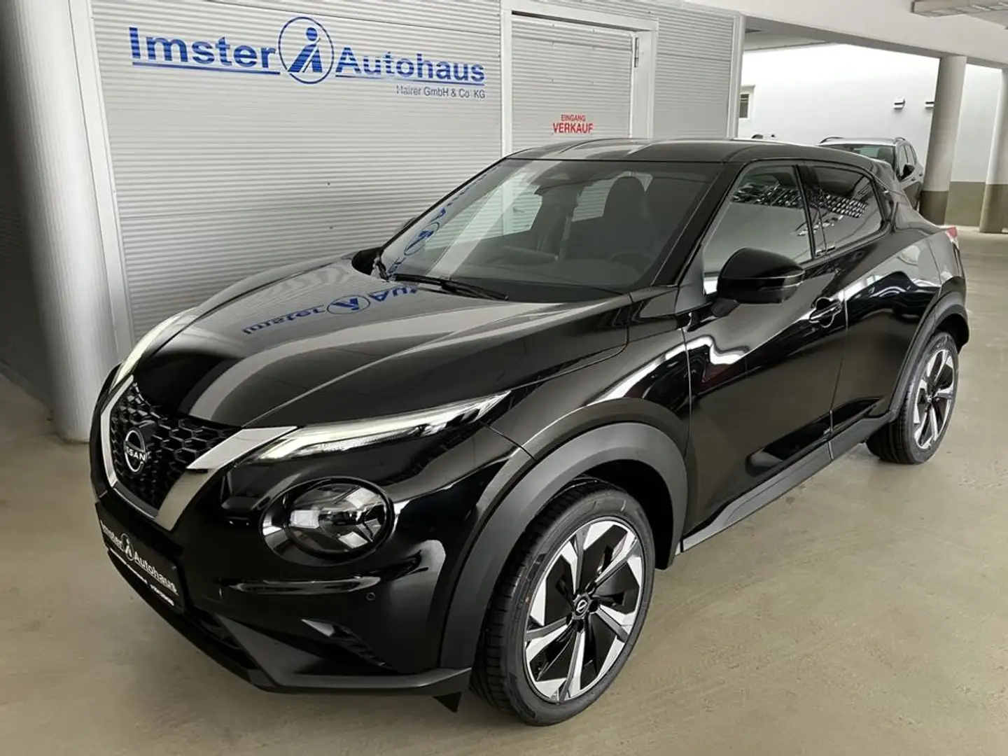 Nissan Juke 1,0 DIG-T N-Connecta+ Navi, LED Schwarz - 1