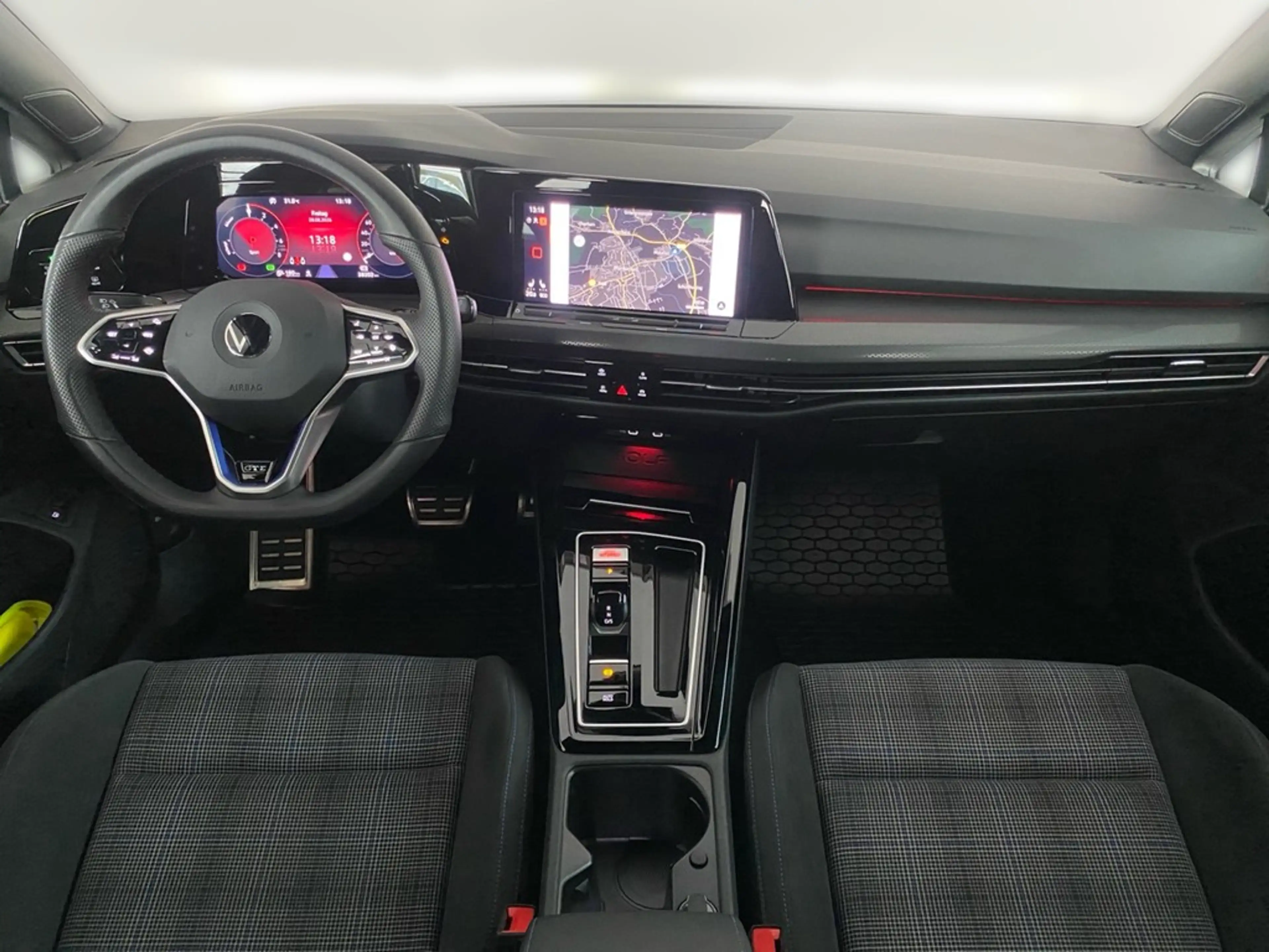 Volkswagen Golf 1.4 GTE DSG AHK+NAVI+SHZ+APP-CONNECT+18ZOLLALU+... — photo 9
