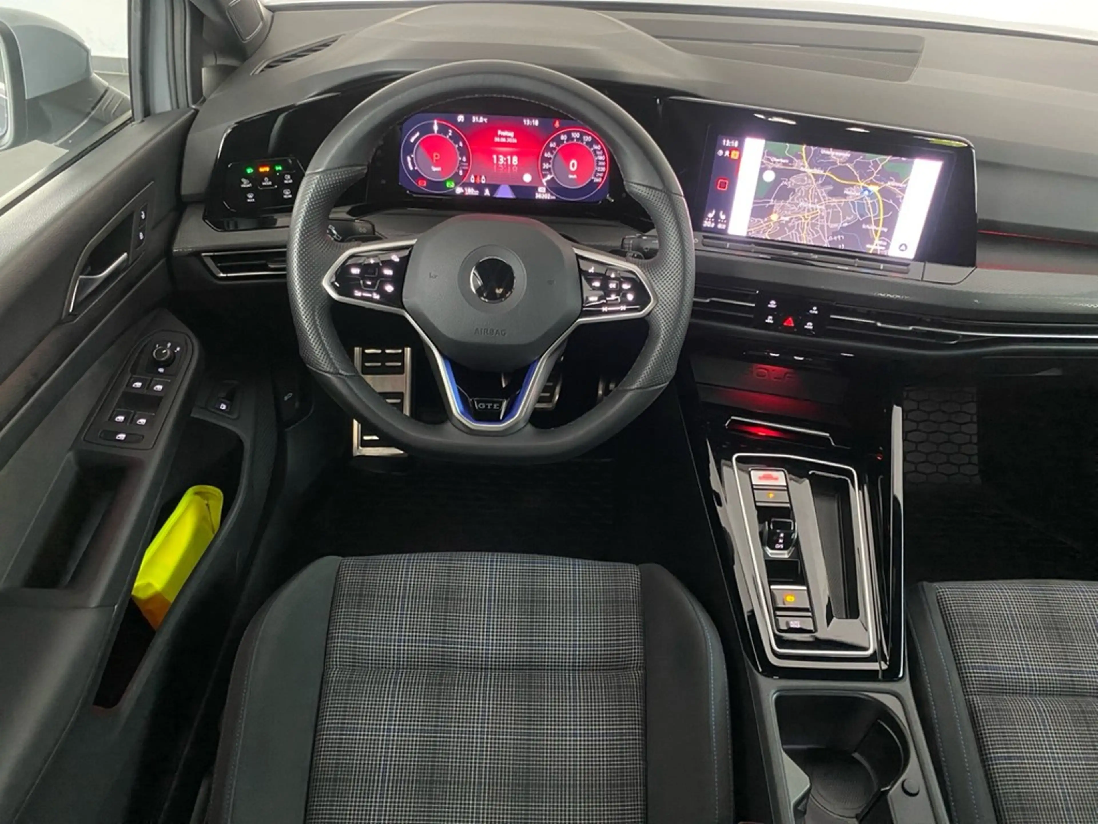 Volkswagen Golf 1.4 GTE DSG AHK+NAVI+SHZ+APP-CONNECT+18ZOLLALU+... — photo 11