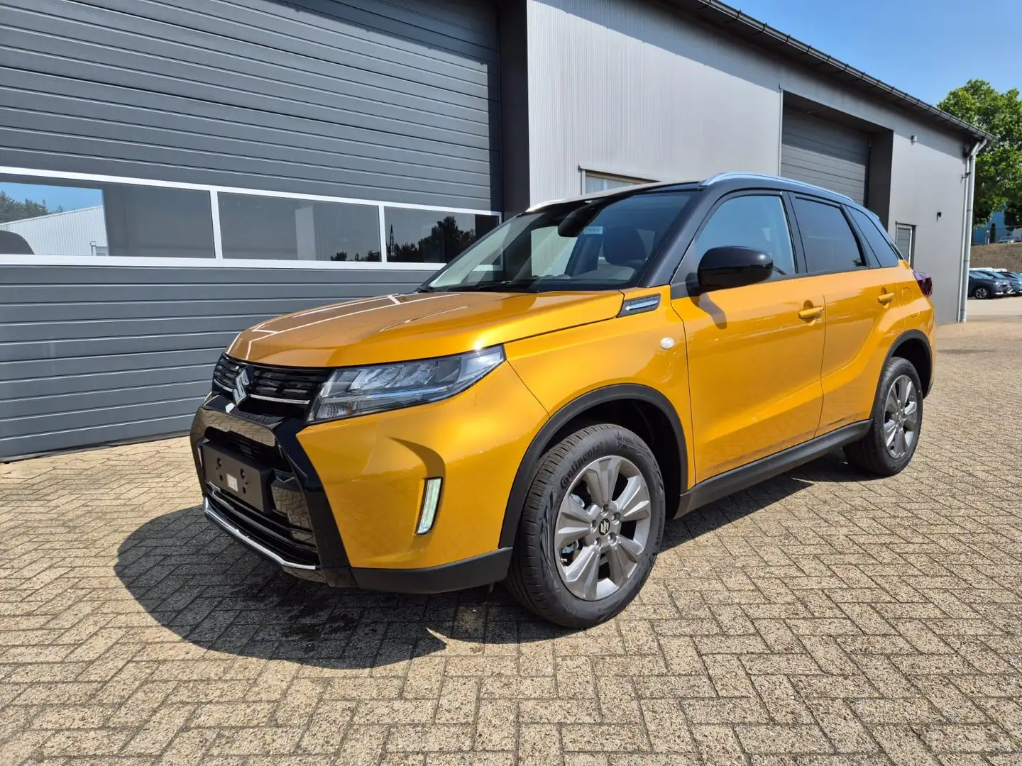 Suzuki Vitara Comfort 110PS MHEV 1.4 Boosterjet Navi Klimaautoma Galben - 1