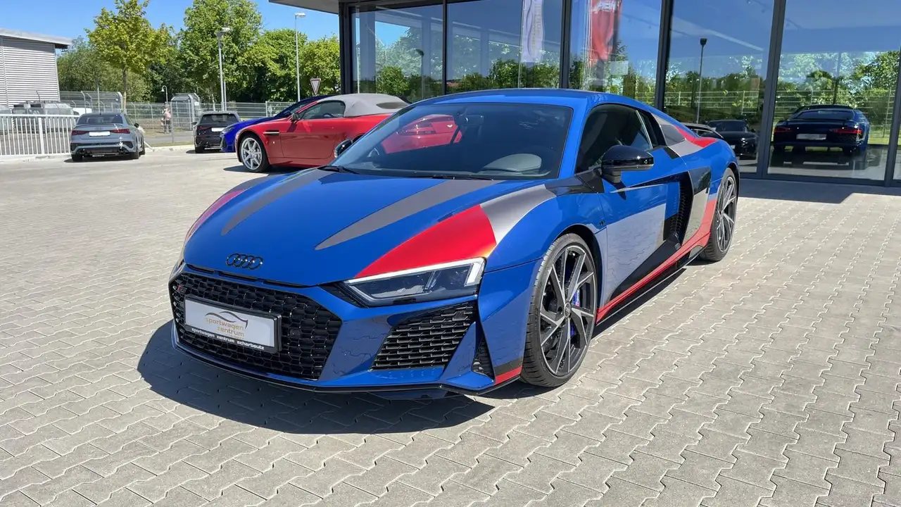 Audi R8