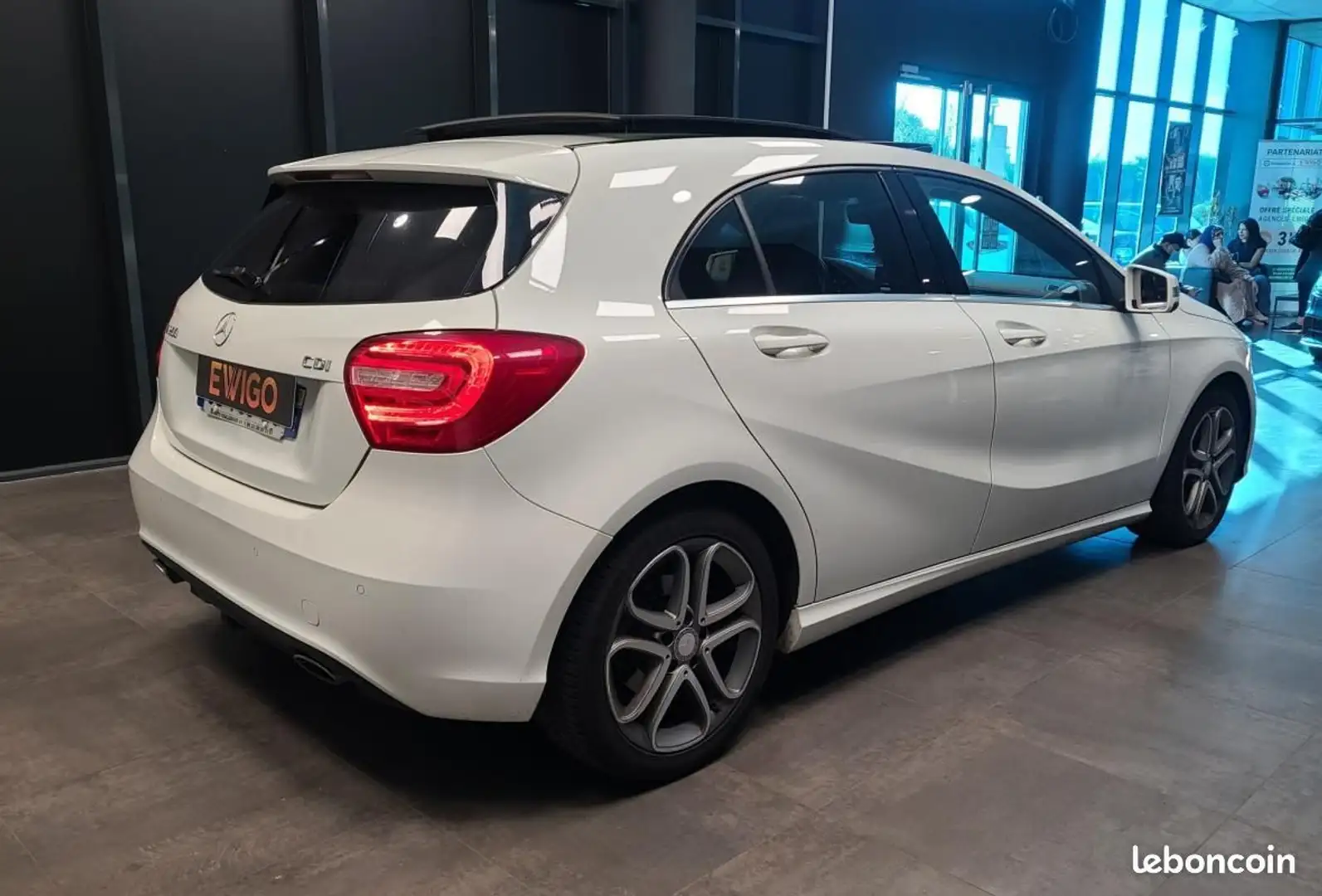 Mercedes-Benz Mercedes 1.8 200CDI 136ch FASCINATION BVA7 Wit - 2