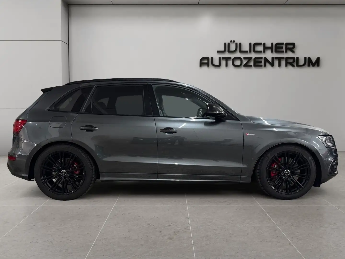 Audi SQ5 Quattro Automatik, Inspektion Neu Grau - 2