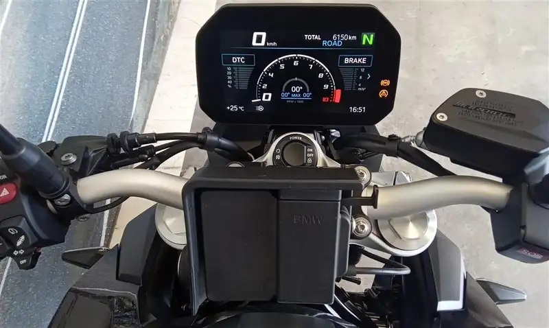 BMW F 900 R - foto 5