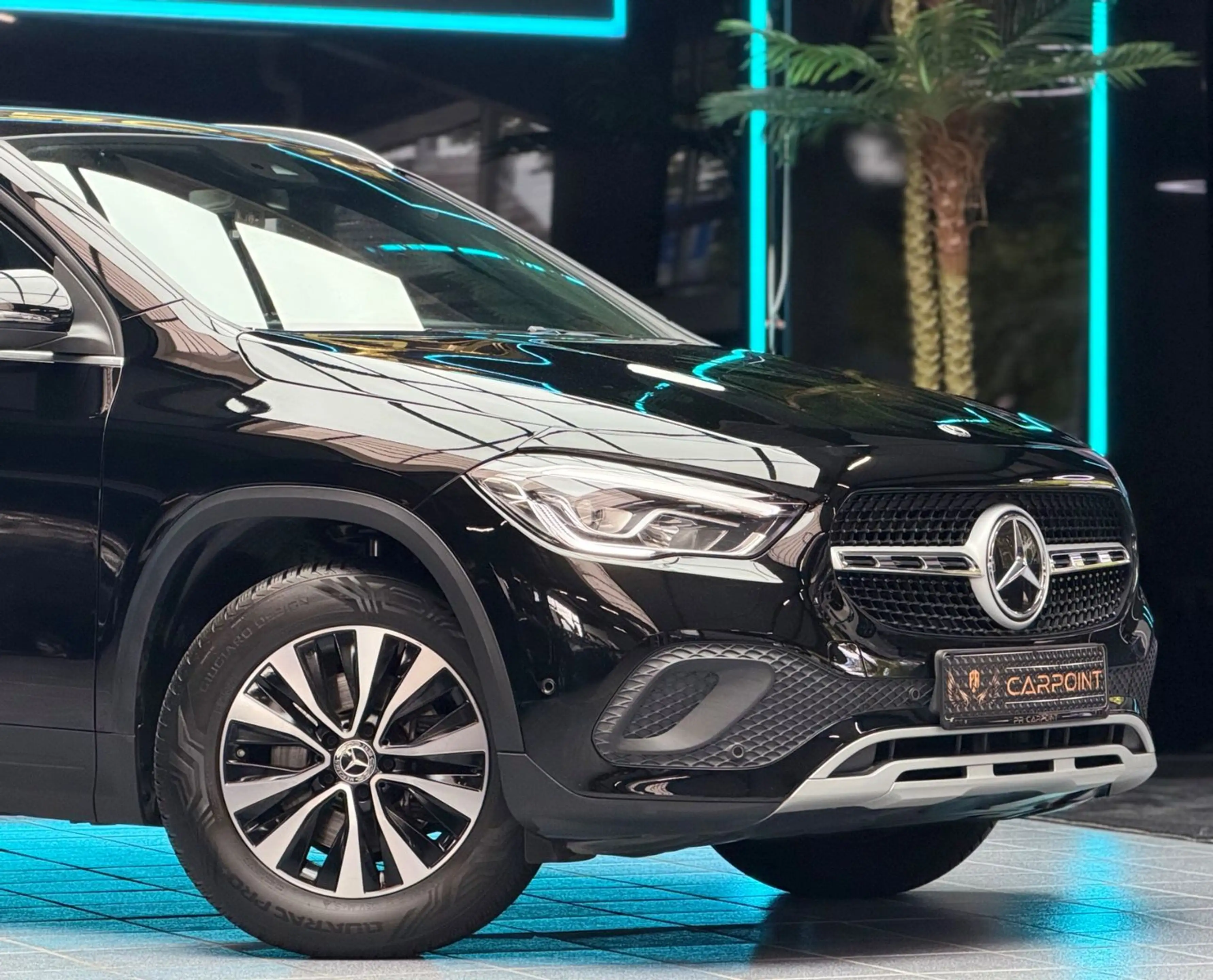 Mercedes-Benz GLA 200 LED/BT/Navi/T-Leder/AHK/Virtual/CAM — photo 4