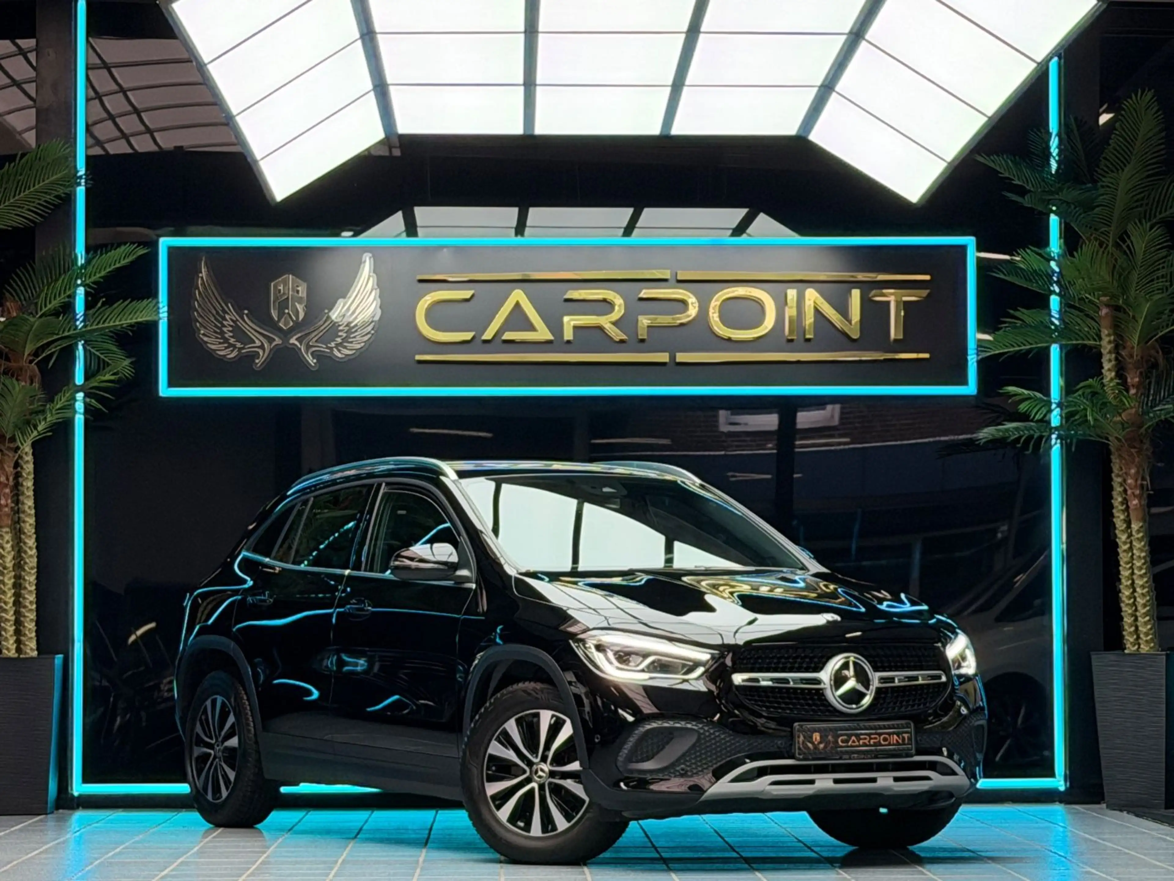 Mercedes-Benz GLA 200 LED/BT/Navi/T-Leder/AHK/Virtual/CAM