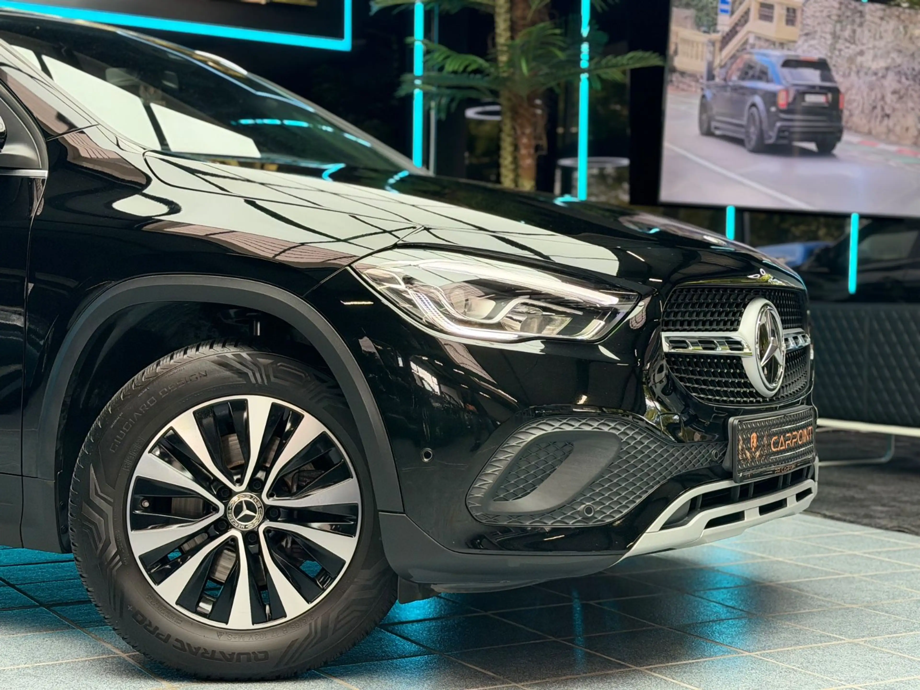 Mercedes-Benz GLA 200 LED/BT/Navi/T-Leder/AHK/Virtual/CAM — photo 6