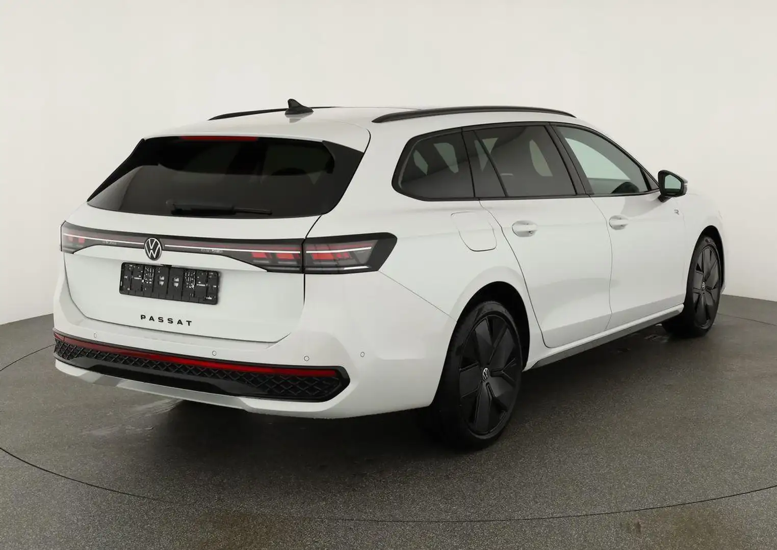 Volkswagen Passat Variant 1.5 TSI eHybrid 200 kW R-Line Black, Pano, AHK,... Alb - 2