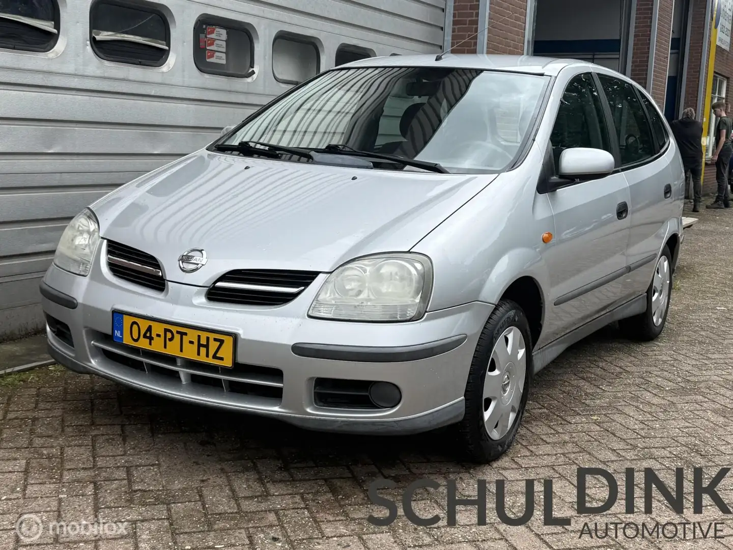 Nissan Almera Tino 1.8 Visia TREKHAAK|CAMERA|HOGE INSTAP|AIRCO Grau - 2