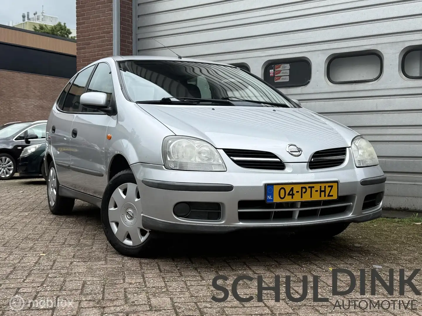Nissan Almera Tino 1.8 Visia TREKHAAK|CAMERA|HOGE INSTAP|AIRCO Grau - 1