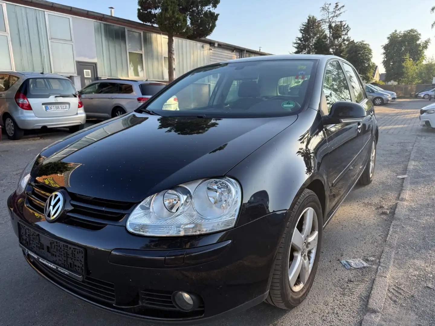 Volkswagen Golf 1.9 TDI DSG UNITED/SCHECKHEFT/1.HAND Nero - 1