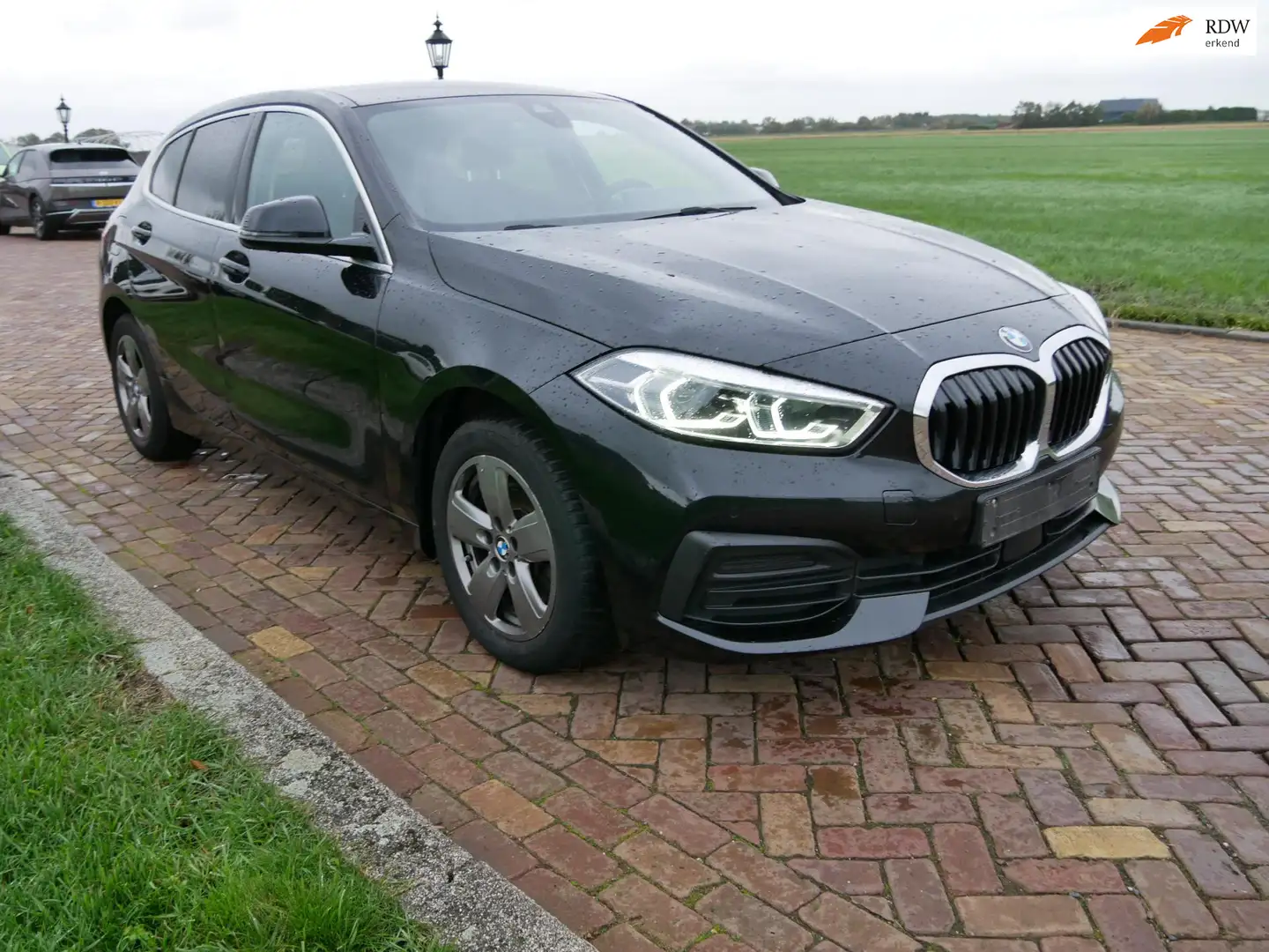 BMW 116 1-serie 116d AUT CLIMA NAVI ** 10999 NETTO ** Noir - 1