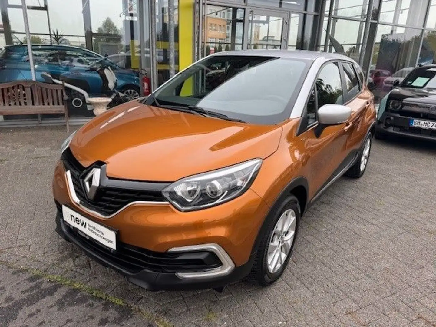 Renault Captur TCe 90 Limited Orange - 1