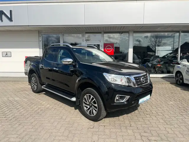 Nissan Navara NP300 4x4 2.3 dCi Tekna Double Cab (Euro