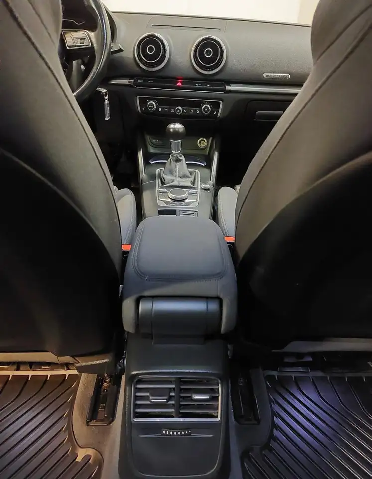 Audi A3 Sportback 2.0 TDI 150 Midnight Series