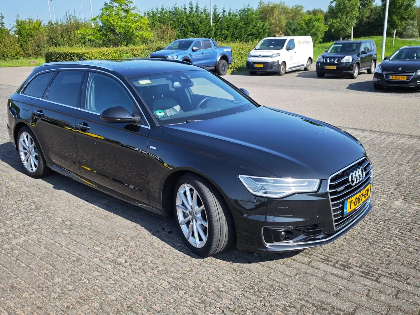 Audi A6 3.0 TFSI q. Prem Edition Zwart - 1