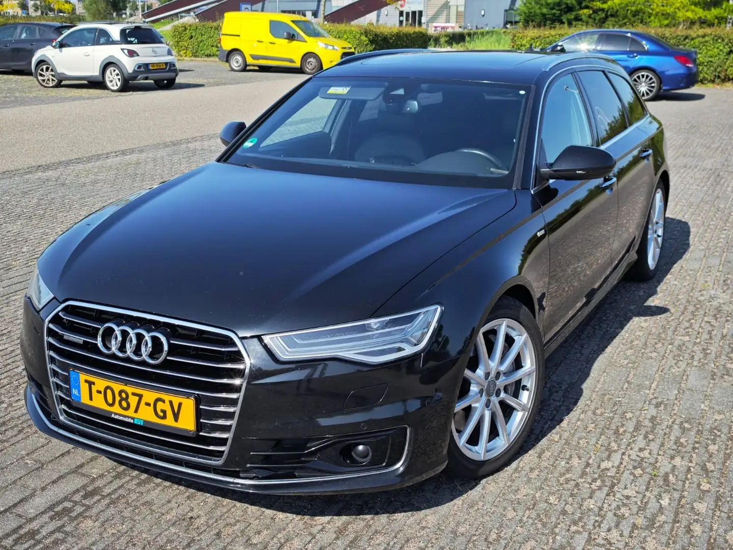 Audi A6 3.0 TFSI q. Prem Edition Zwart - 2