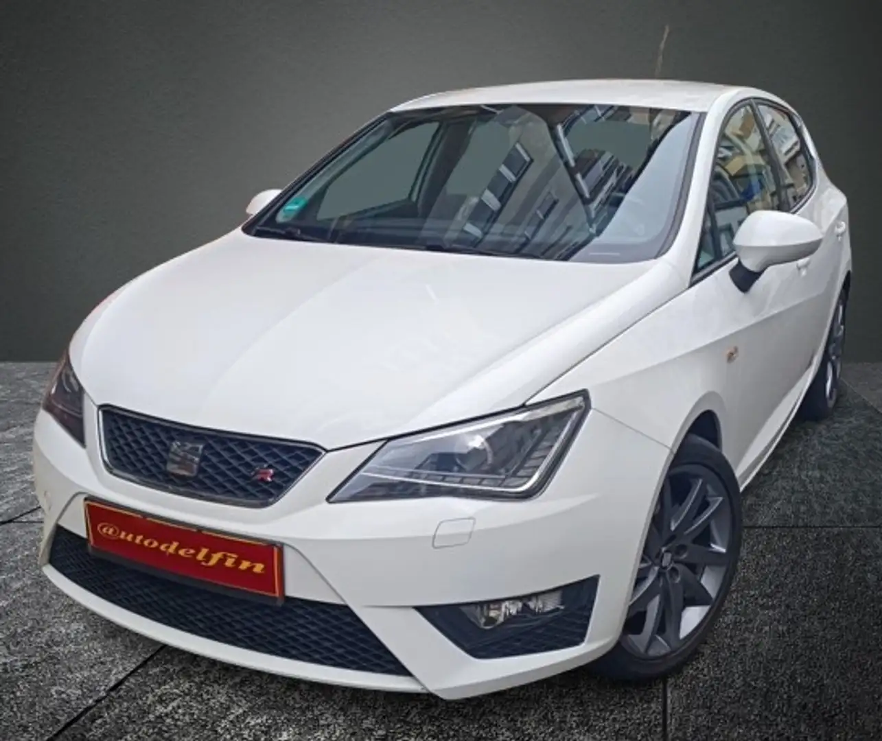 SEAT Ibiza 1.6 TDI 105cv Style ITech 30 Aniversario Blanco - 1