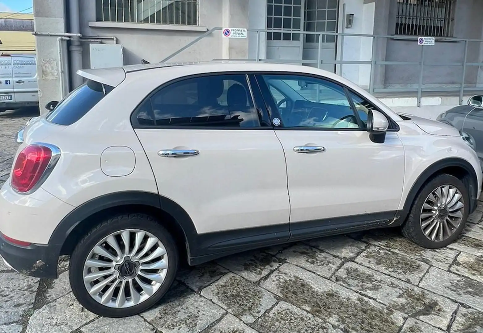 Fiat 500X 500X 1.4 m-air Lounge 4x2 140cv Beige - 1