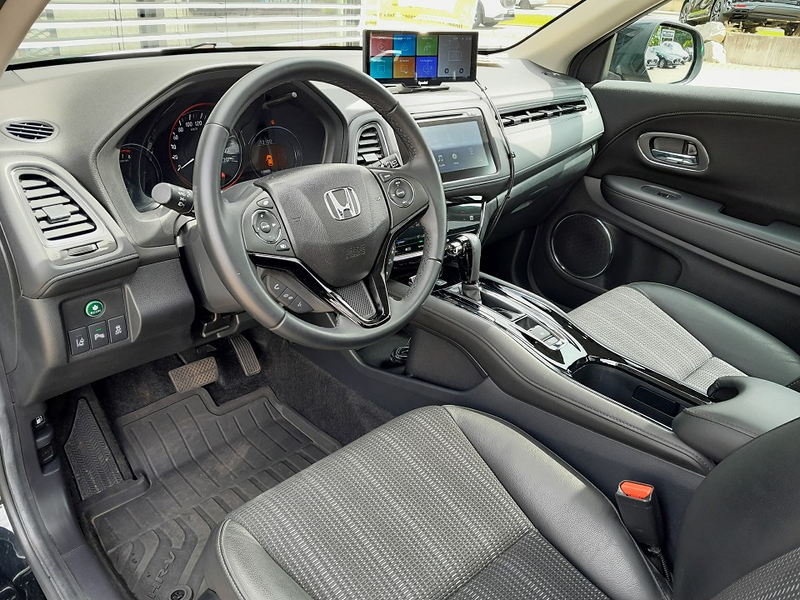 Honda HR-V 1.5 VTEC EXECUTIVE AT AHK PANO 17´LM (1.Hand!) — photo 7