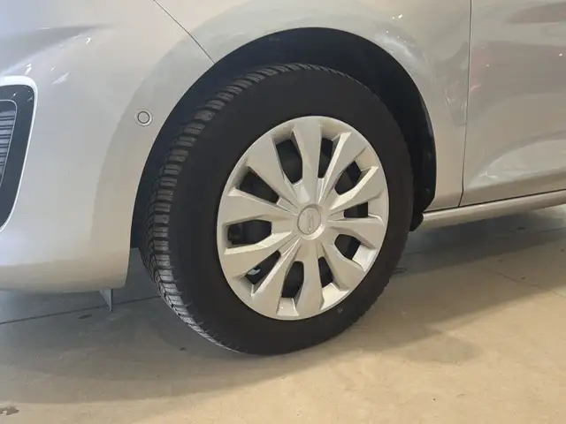 Ford Fiesta view 18