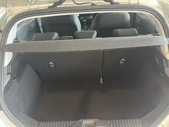 Ford Fiesta view 17