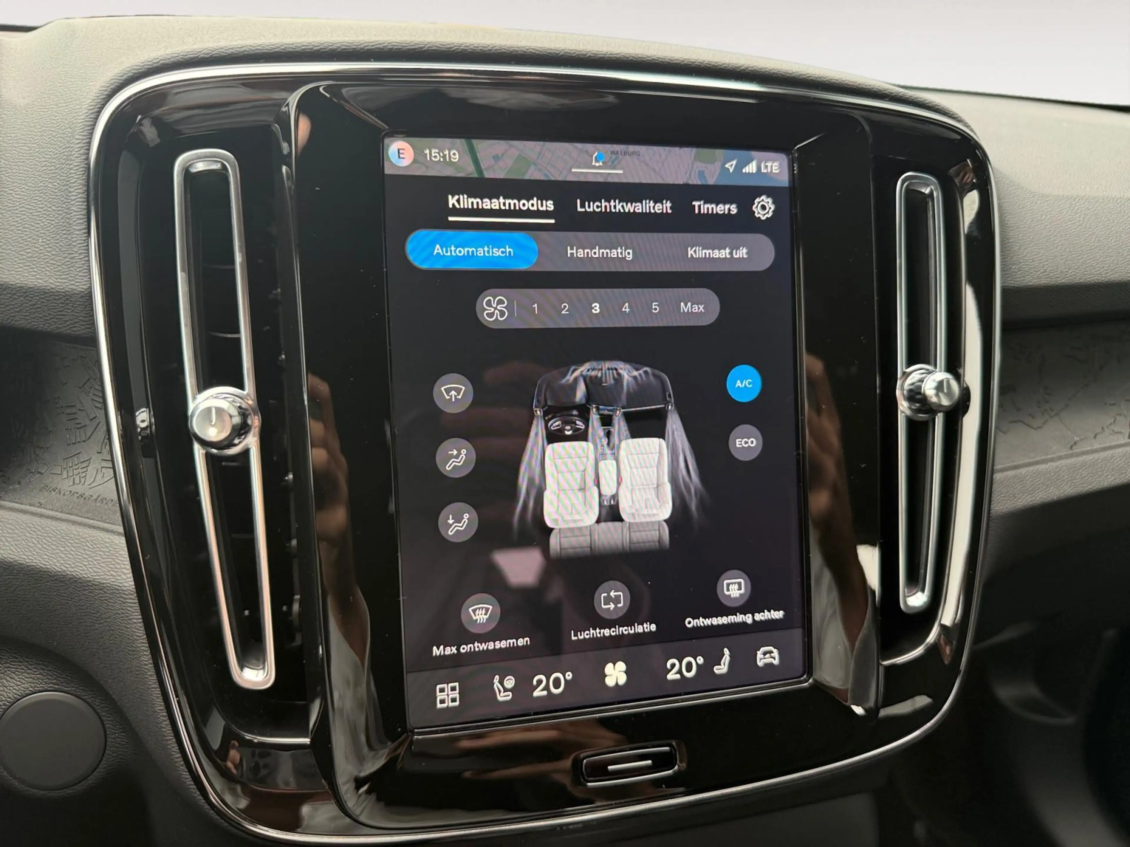 Volvo EX40 Single Motor Extended Range Plus Europa 82 kWh | D — photo 13