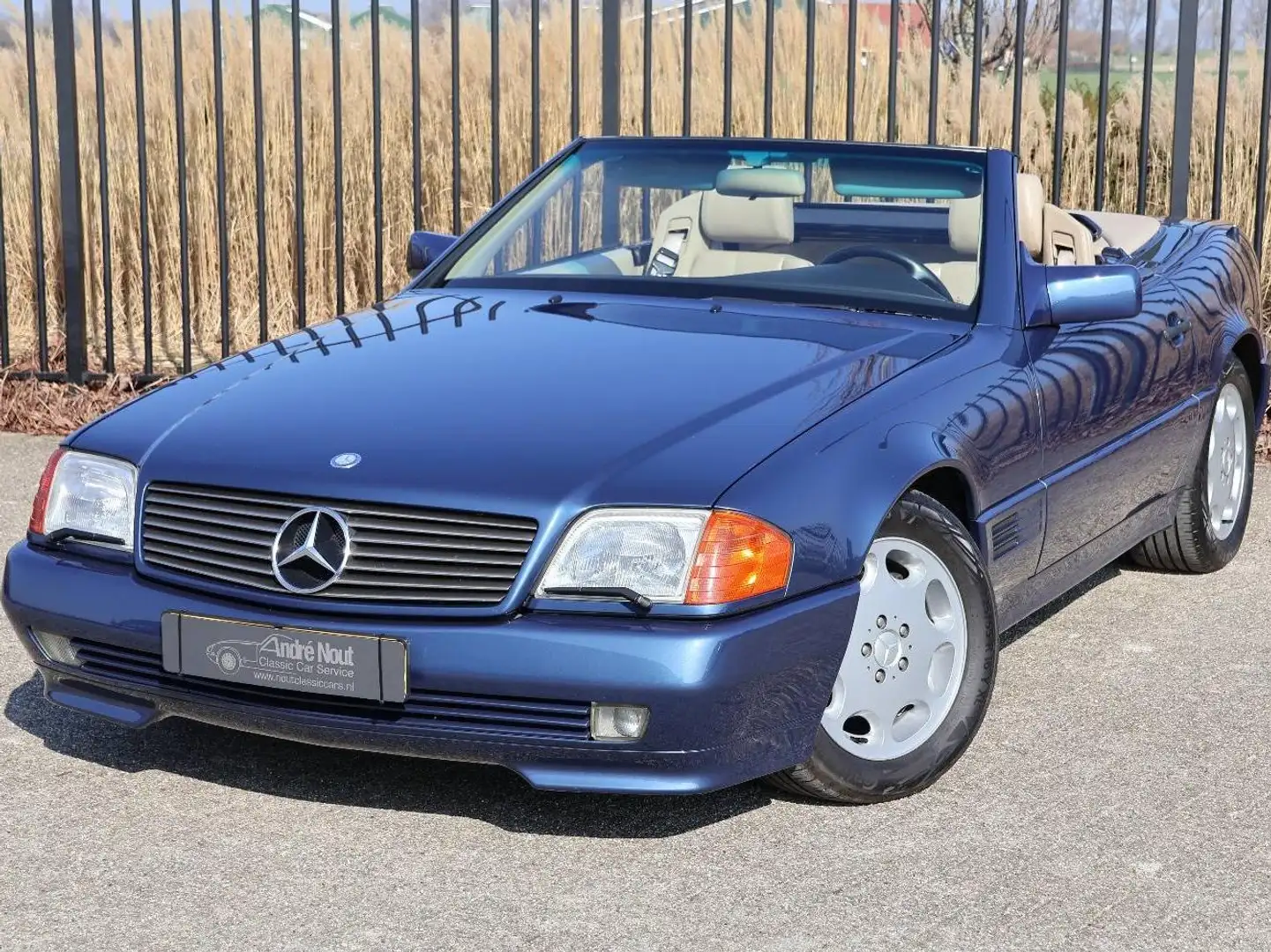 Mercedes-Benz SL 500 Azul - 1