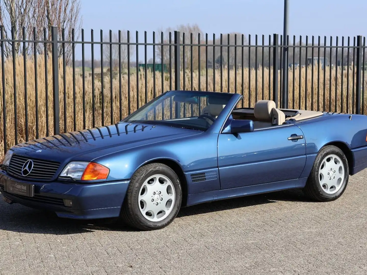 Mercedes-Benz SL 500 Azul - 2