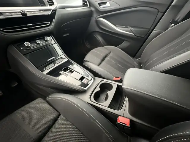 Opel Grandland view 14