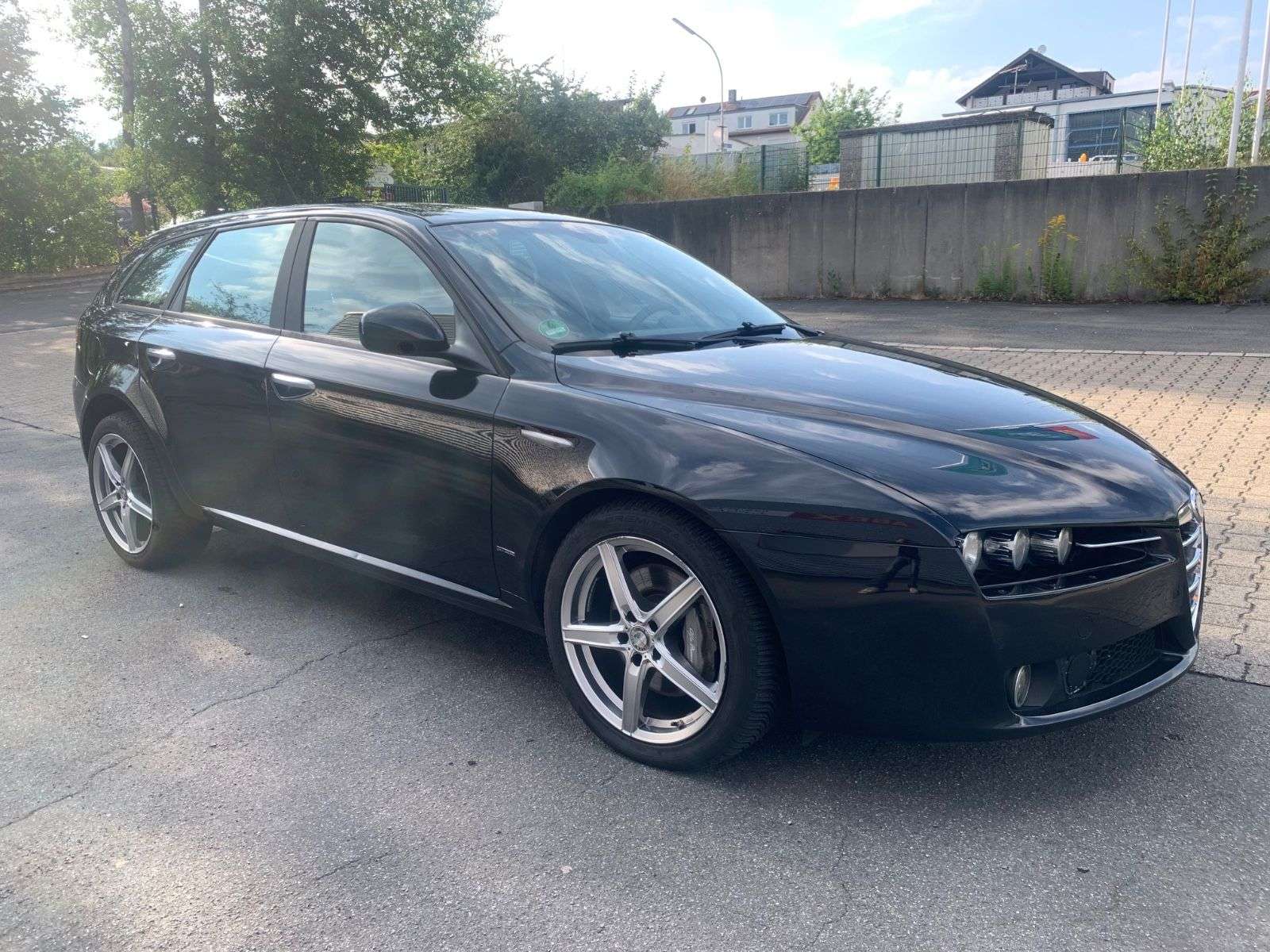 Second hand Alfa Romeo 159 3.2