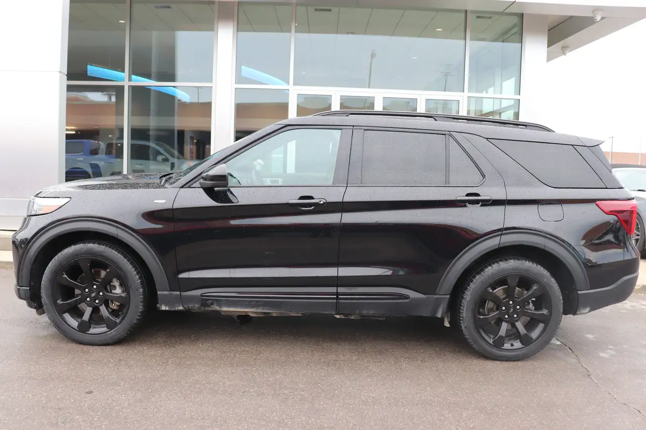 Ford Explorer снимка Ford Explorer