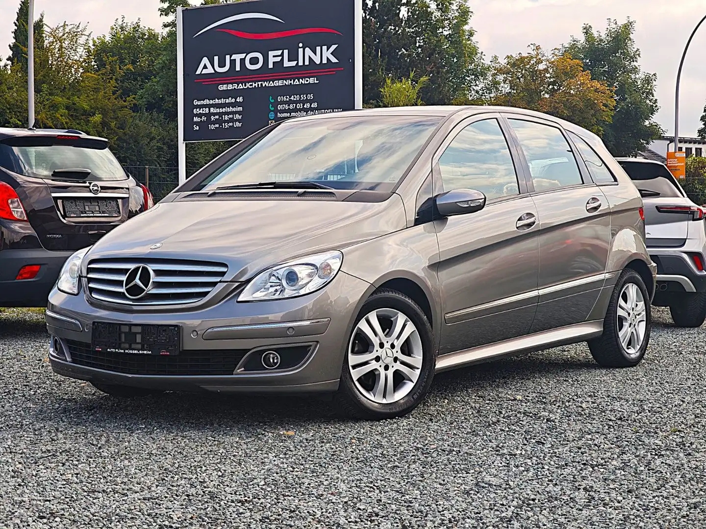 Mercedes-Benz B 200 (1.HAND/PDC/RFK/SHZ/AHK/Teil LEDER) Grau - 1