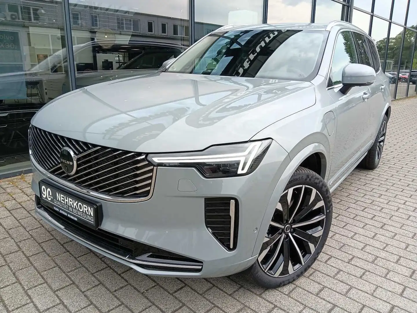 Volvo XC90 T8 AWD Plus Bright 'Anhängerkupplung' Grau - 1