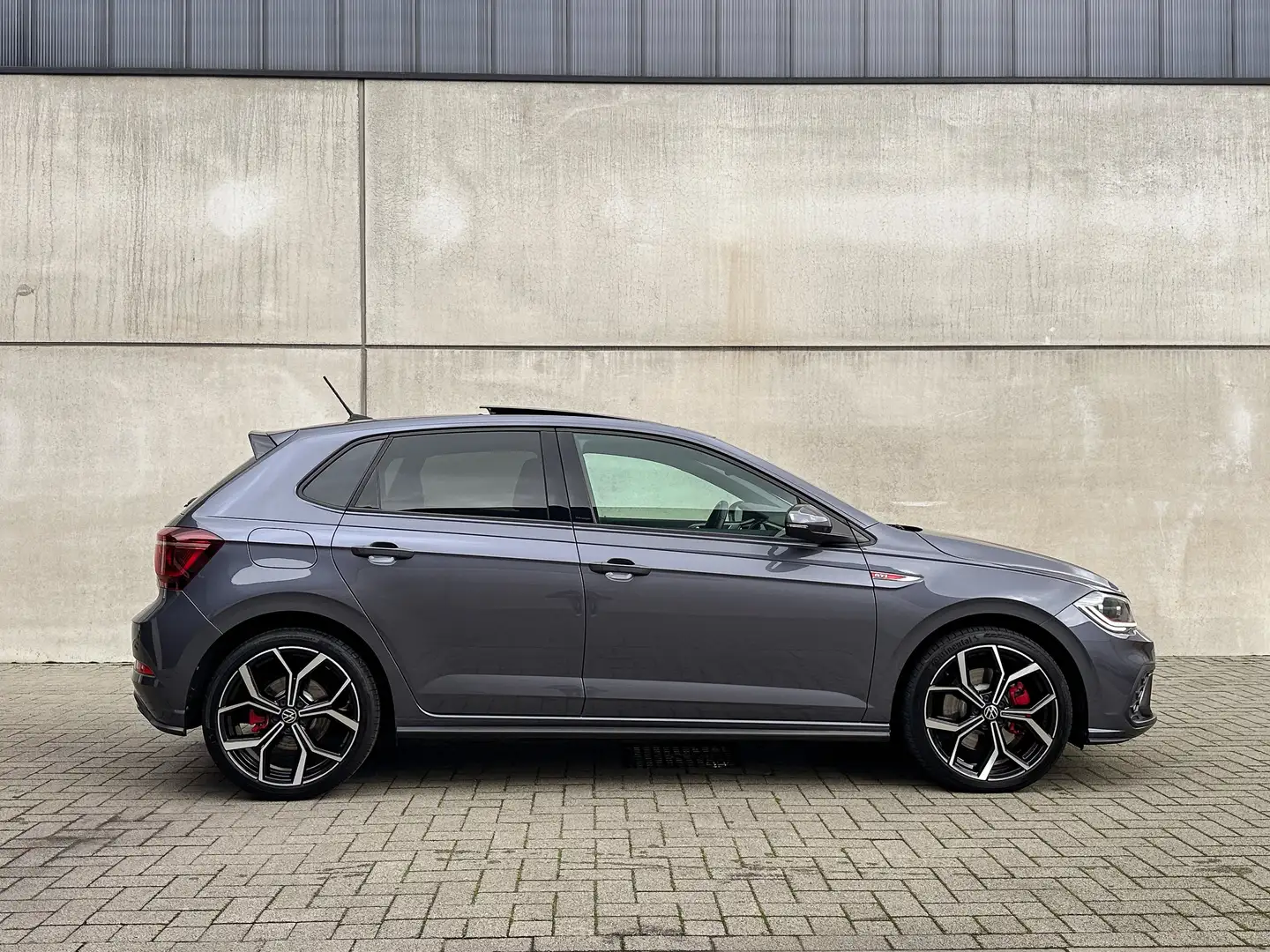 Volkswagen Polo GTI Polo 2.0 TSI DSG GTI*PANO*CAMERA*IQ LIGHTS*VIRTUAL Gris - 2