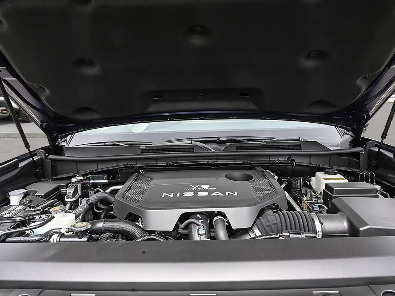 Nissan Armada снимка Nissan Armada