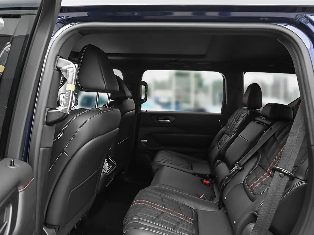 Nissan Armada снимка Nissan Armada