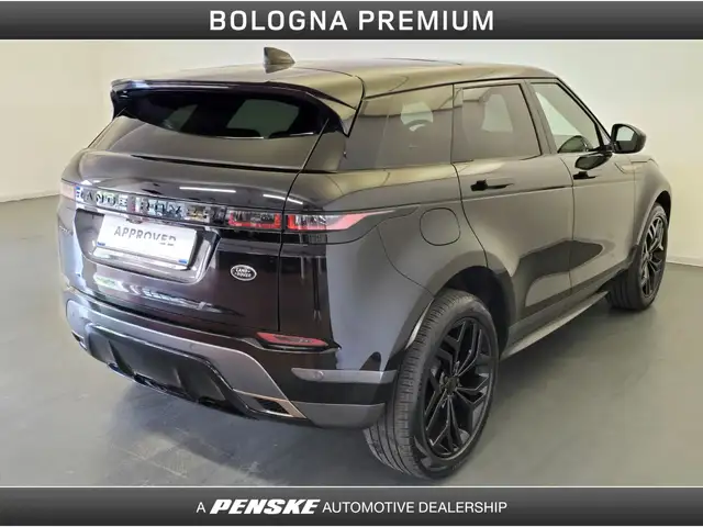 Land Rover Range Rover Evoque view 2