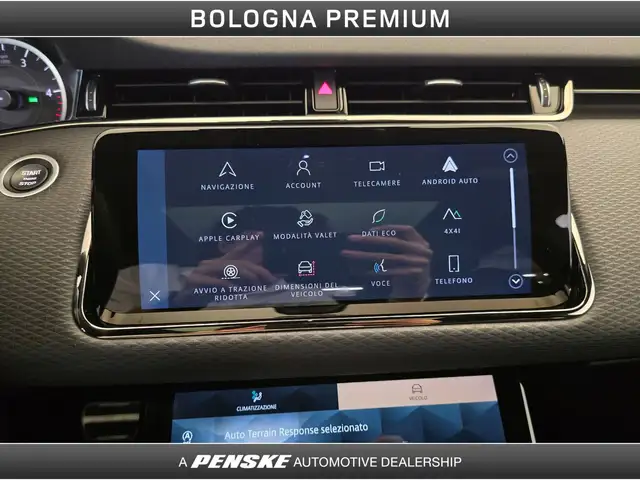 Land Rover Range Rover Evoque view 15