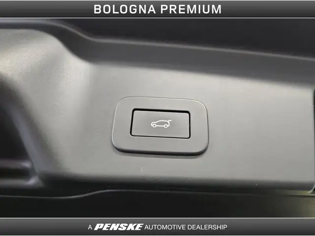 Land Rover Range Rover Evoque view 12