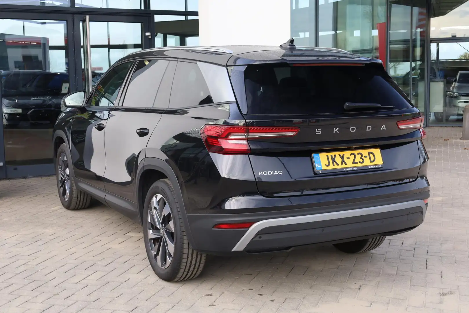 Skoda Kodiaq 1.5 TSI MHEV Business Edition 7p. PL €750 p/m* 7 z Schwarz - 2