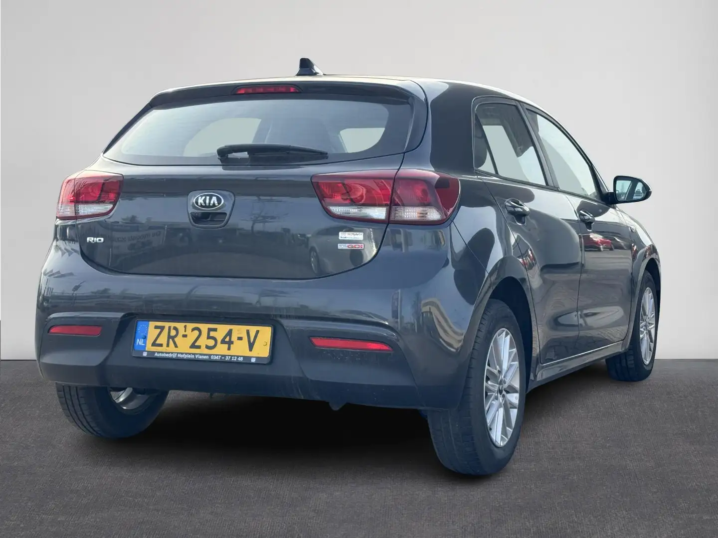 Kia Rio 1.0 TGDI DynamicLine 100PK Navigatie | Airco | LM- Grau - 2